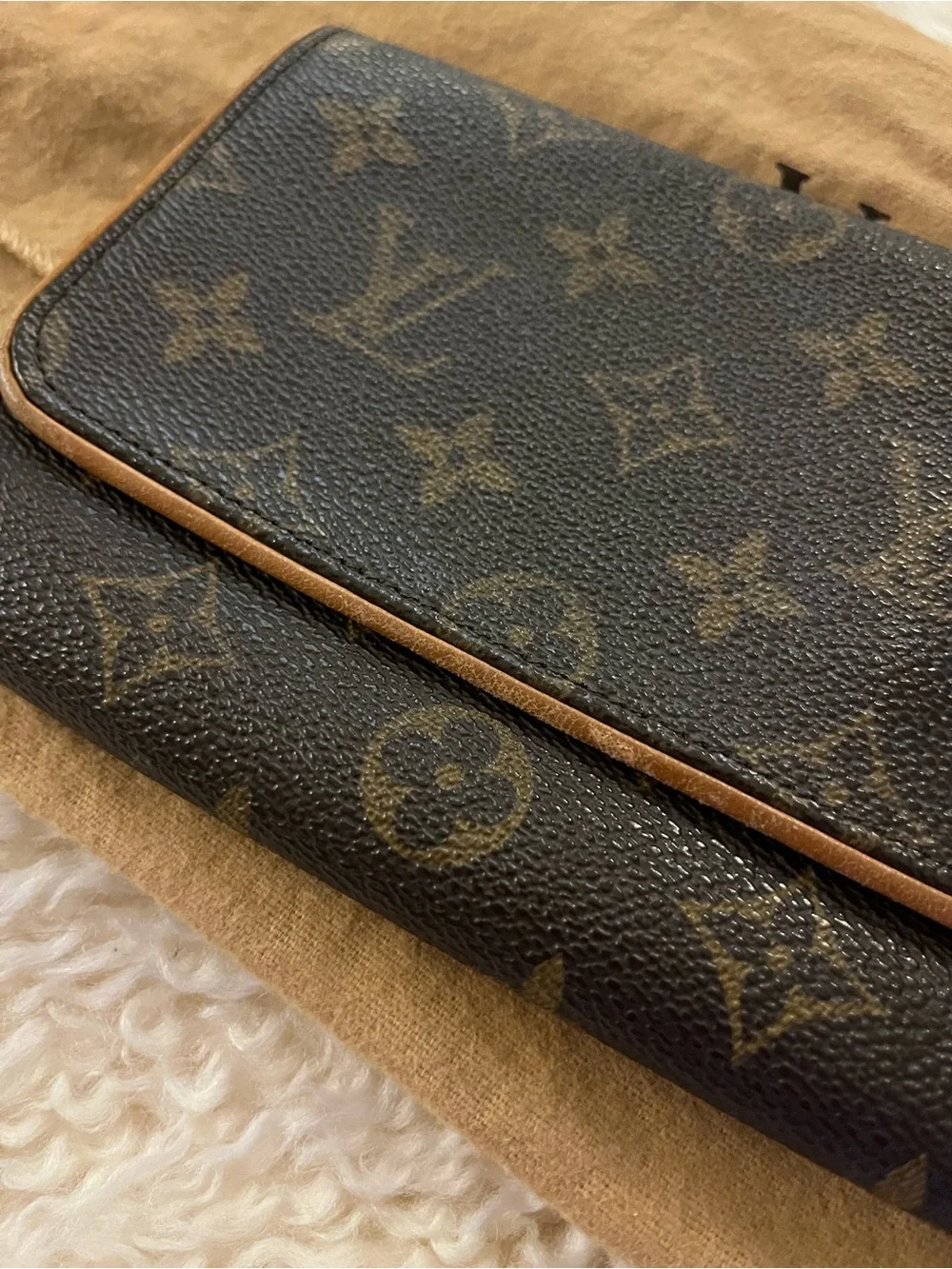 Louis Vuitton Monogram Pochette Twin GM Clutch